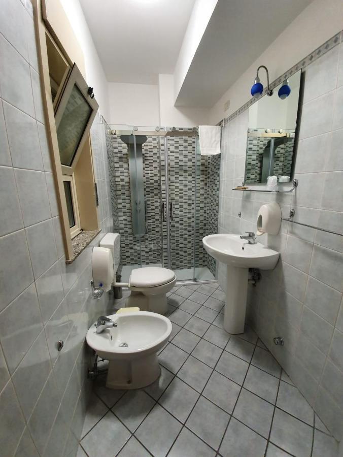 Hotel Casale Dei Greci Бианкавила Екстериор снимка